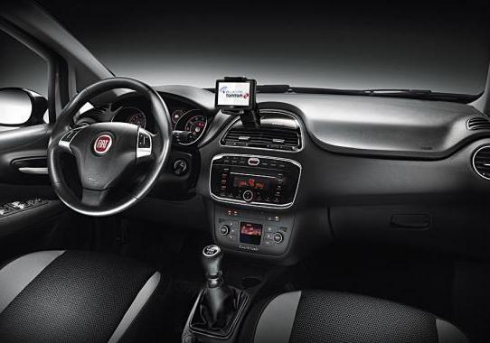 Nuova Fiat Punto 2012 cruscotto