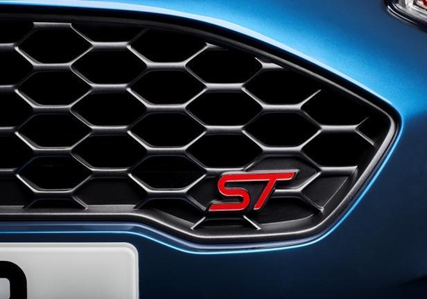 Nuova Ford Fiesta ST 200 3 cilindri griglia