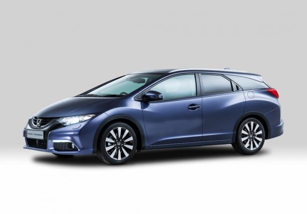 Nuova Honda Civic Tourer tre quarti anteriore