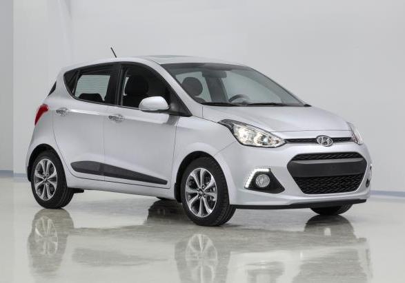 Nuova Hyundai i10 tre quarti anteriore