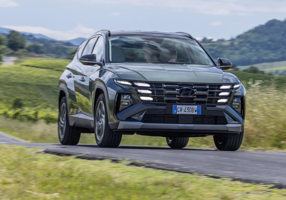 Nuova Hyundai Tucson HEV 2024 immagine