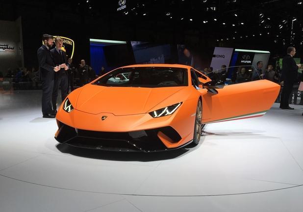 Nuova Lamborghini Huracan Performante frontale