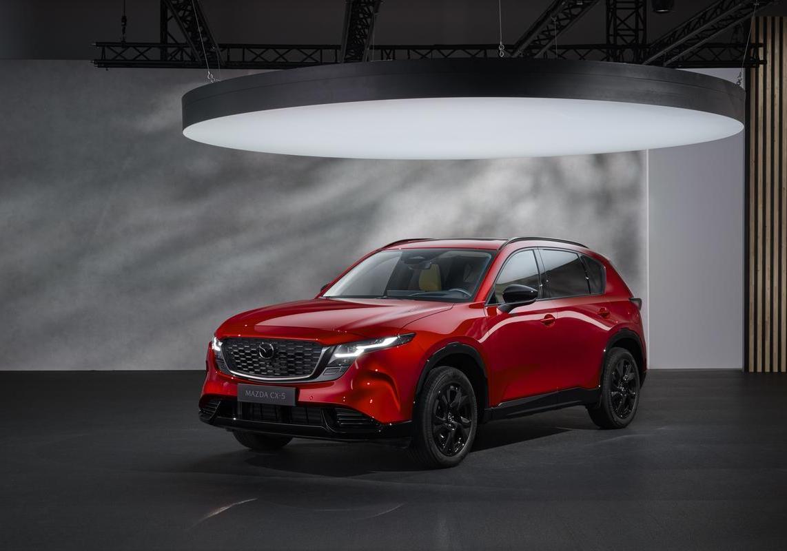 Nuova Mazda CX-5 2026 red soul crystal