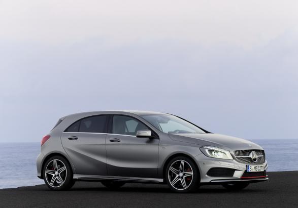 Nuova Mercedes Classe A 2012 profilo destro