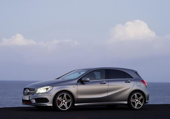 Nuova Mercedes Classe A 2012 profilo sinistro