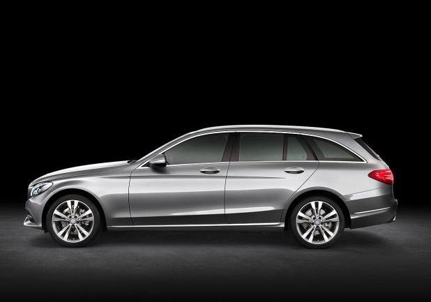 Nuova Mercedes Classe C Station Wagon profilo prime foto ufficiali