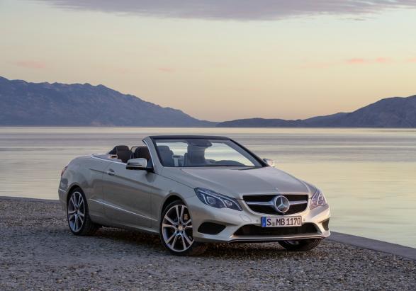 Nuova Mercedes Classe E Cabrio tre quarti anteriore