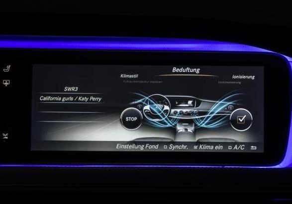 Nuova Mercedes Classe S display