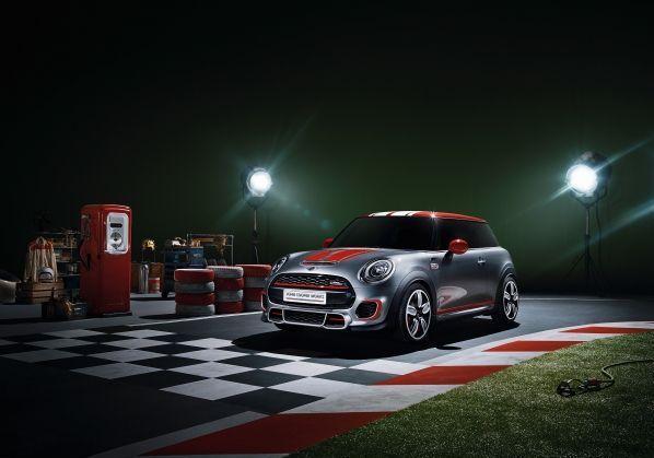 Nuova Mini John Cooper Works Concept tre quarti anteriore