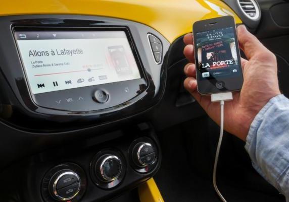 Nuova Opel Adam sistema infotainment