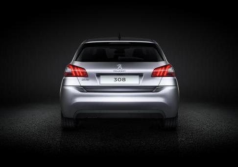 Nuova Peugeot 308 posteriore