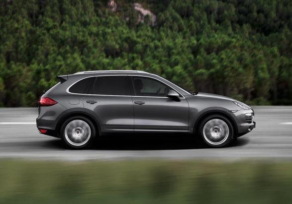 Nuova Porsche Cayenne S Diesel profilo