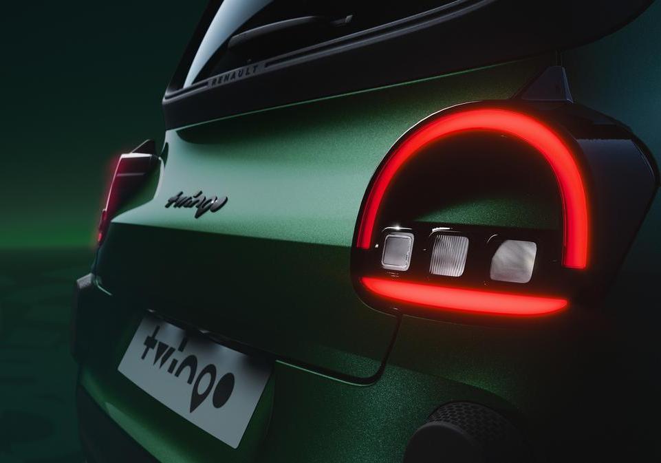 Nuova Renault Twingo prezzo 9900 euro 3