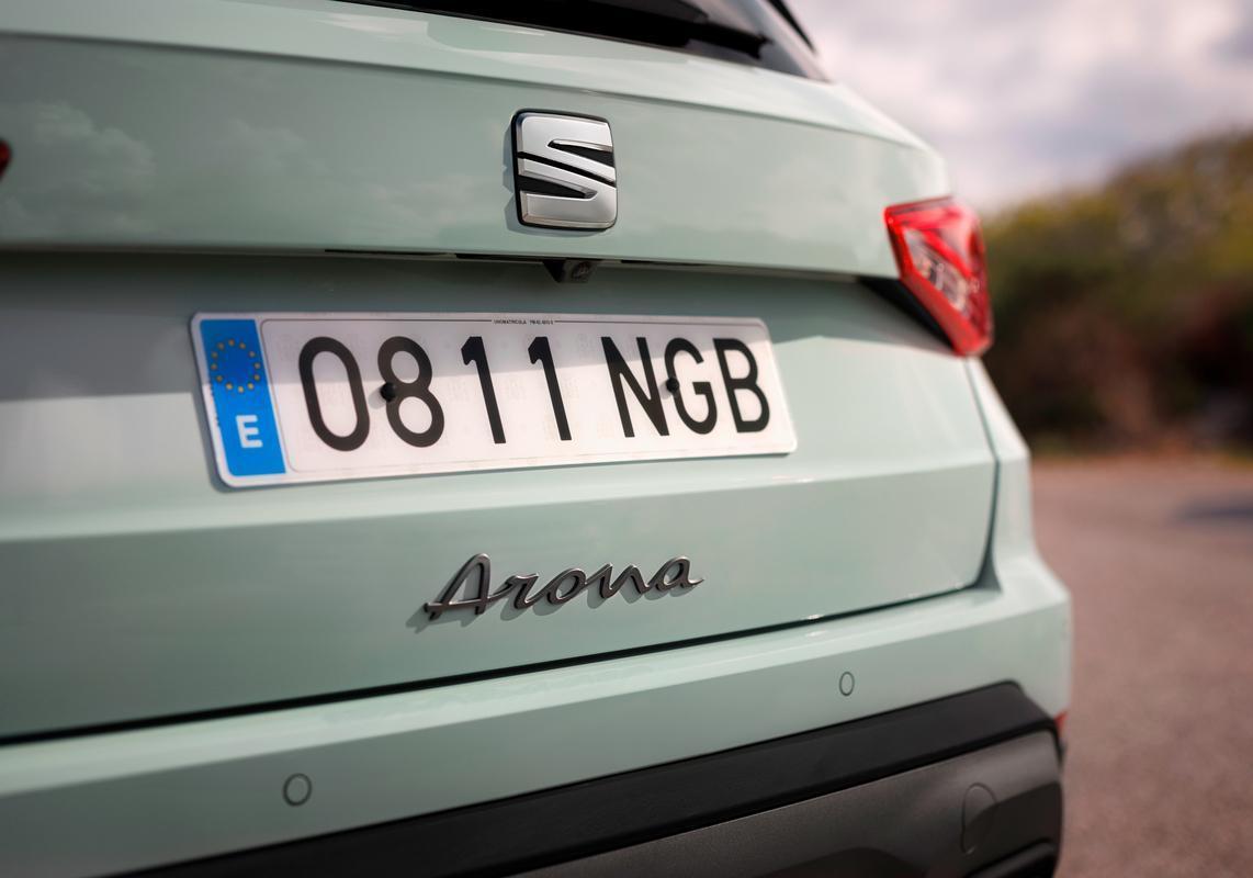 Nuova Seat Arona - posteriore