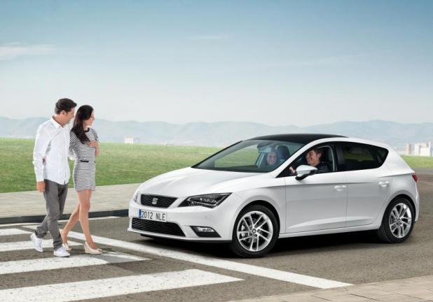 Nuova Seat Leon 2012 tre quarti anteriore