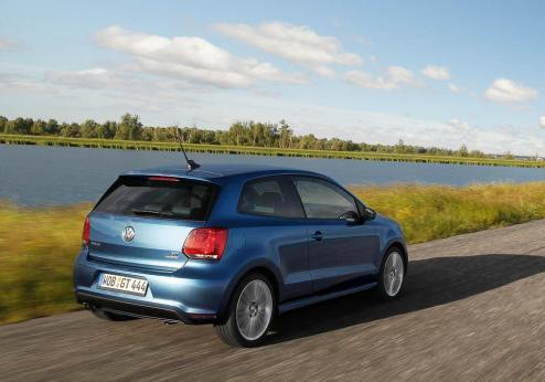 Nuova Volkswagen Polo BlueGT tre quarti posteriore