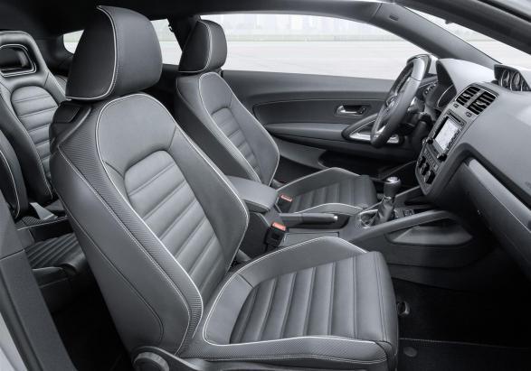 Nuova Volkswagen Scirocco restyling 2014 sedili anteriori
