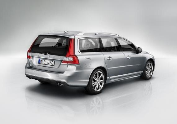 Nuova Volvo V70 Polar tre quarti posteriore statica