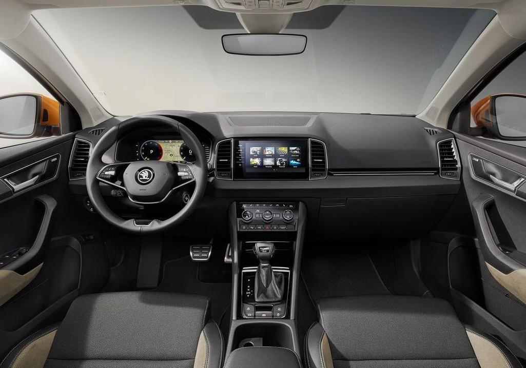 Nuovo SKODA KAROQ interni