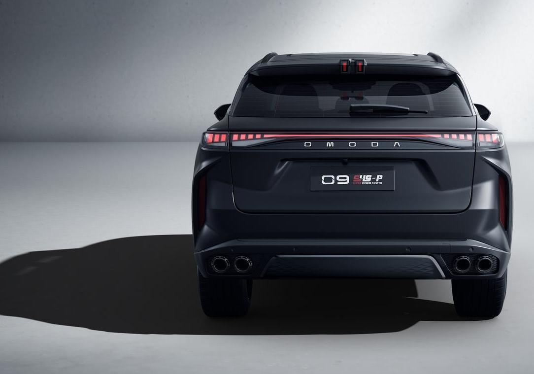 Omoda 9 Black Knight Edition 4