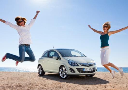 Opel Corsa 1.3 TDCI ecoFLEX tre quarti anteriore