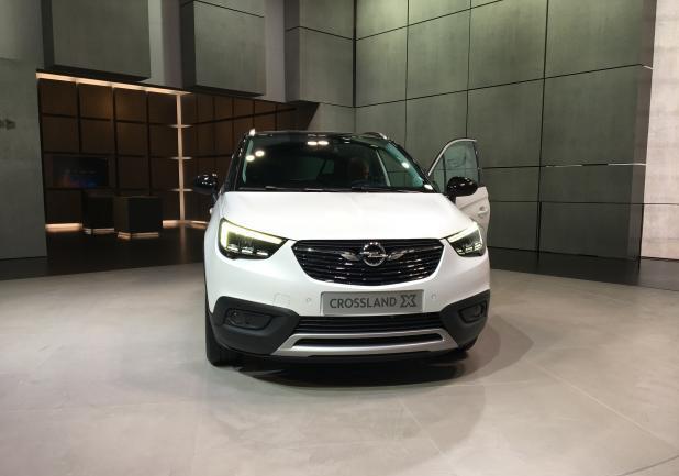 Opel crossland X frontale