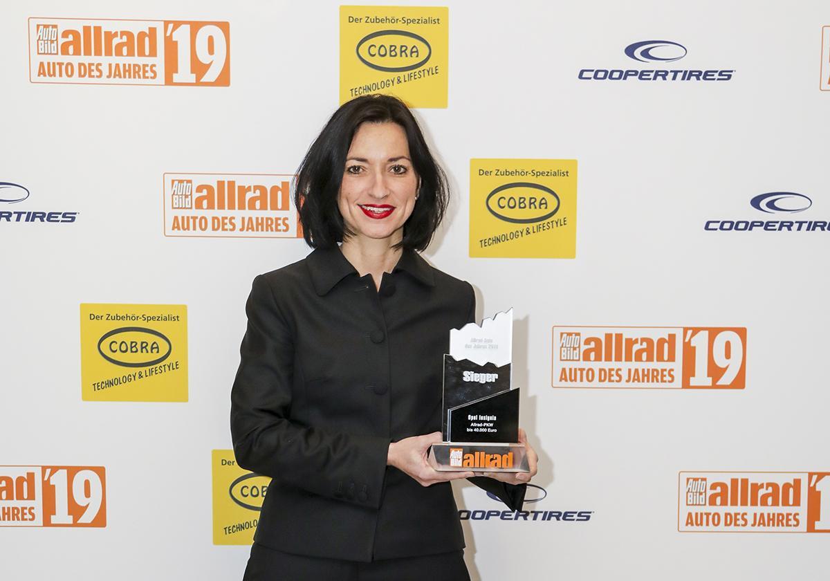 Foto Opel, la Insignia integrale è AllWheel Drive Car Of The Year 02