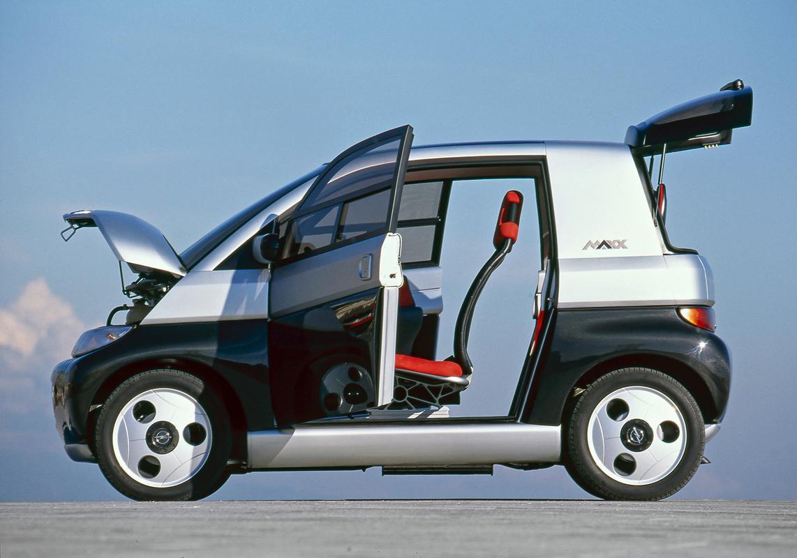 Opel Maxx caratteristiche