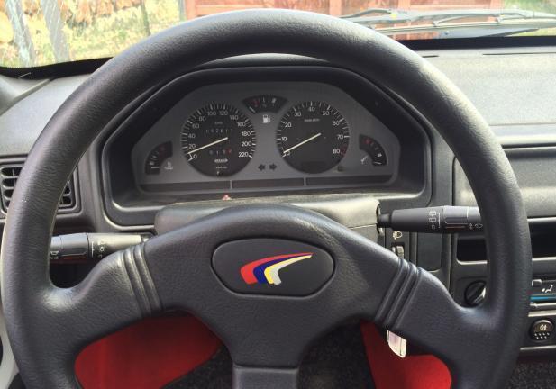 Peugeot 106 Rallye volante