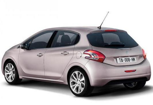 Peugeot 208 5 porte posteriore