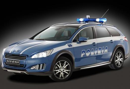 Peugeot 508 RHX Polizia Stradale tre quarti anteriore