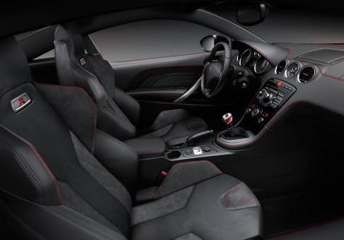 Peugeot RCZ R interni