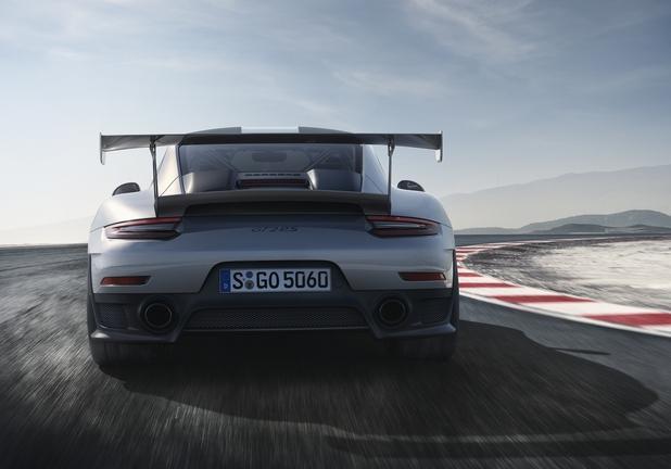 Porsche 911 GT2 RS posteriore