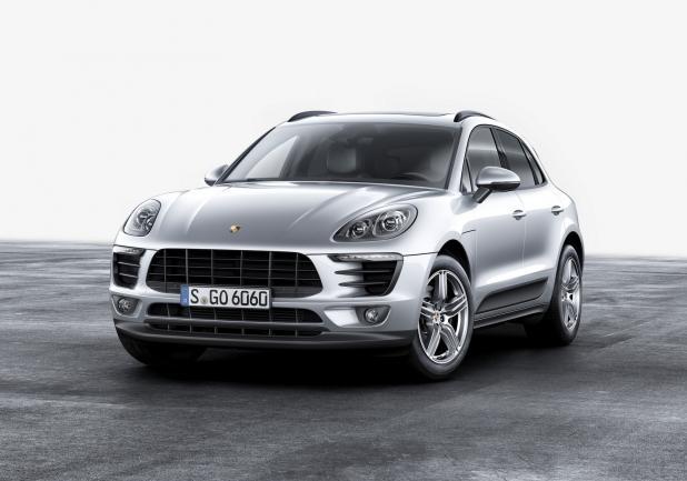 Porsche Macan tre quarti anteriore