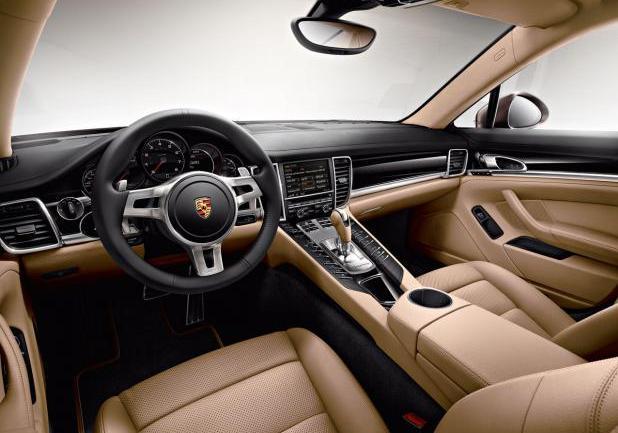 Porsche Panamera interni