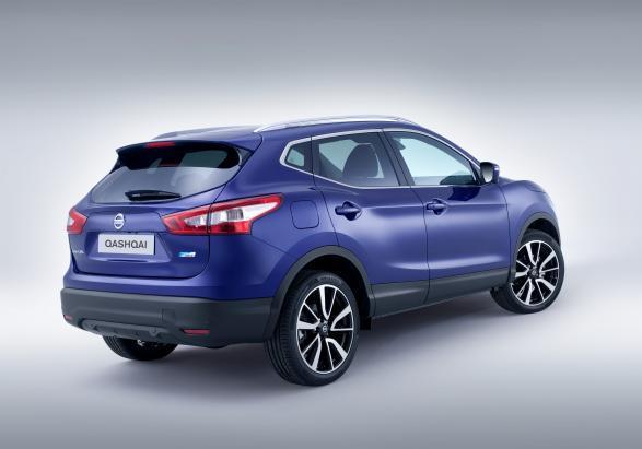 Prezzo nuova Nissan Qashqai tre quarti posteriore