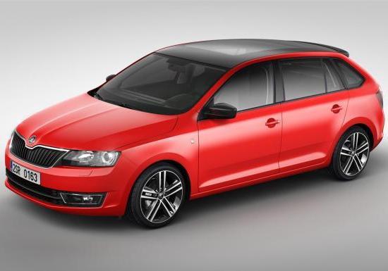 Prezzo promozionale Skoda Rapid Spaceback tre quarti anteriore