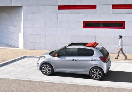 Prime immagini nuova Citroen C1 profilo 2