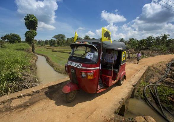 Red Bull Tuk Tuk Rally Tuk Tuk numero 71