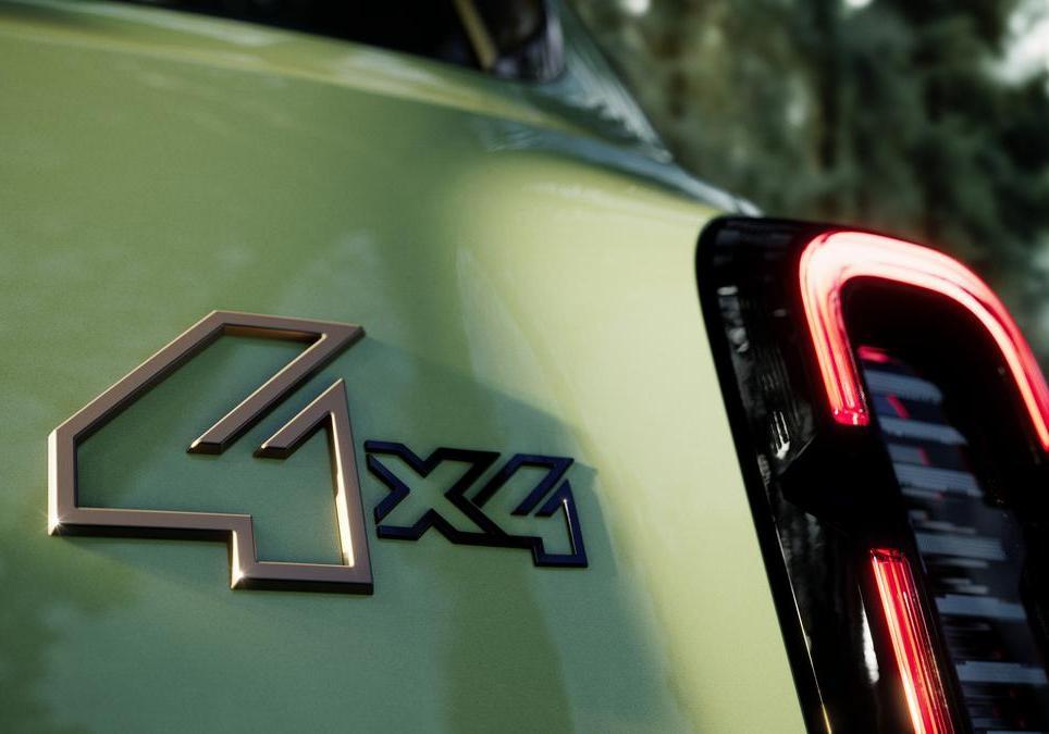Renault 4 Savane 4x4 Concept badge