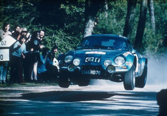 Renault Alpine in salto