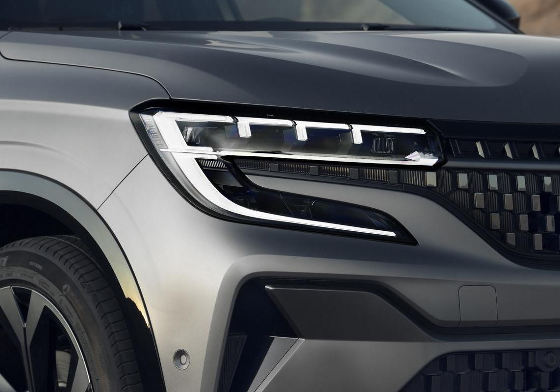 Renault Austral E-Tech Hybrid Esprit Alpine fari