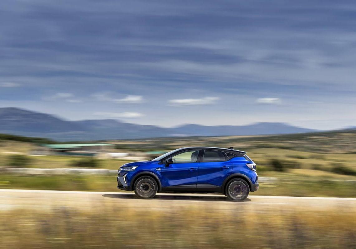 Renault Clio e Captur ibride 2026 14