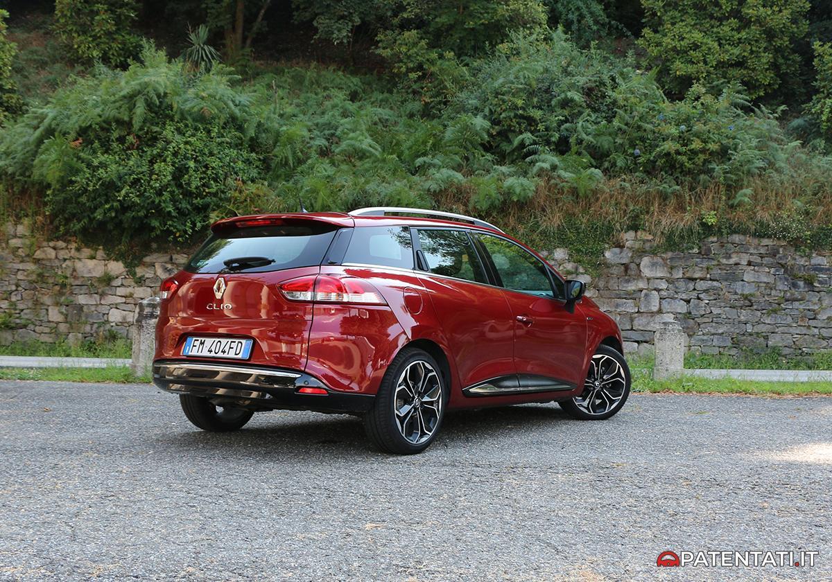 Renault Clio Sporter 1.5 dCi 75 CV Duel prova e opinioni della station wagon Patentati Renault Clio Sporter 1.5 dCi 75 CV Duel prova e opinioni della station wagon Patentati