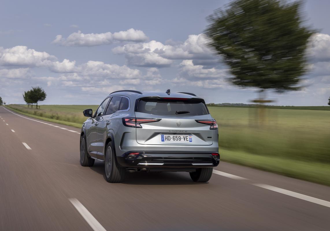 Renault Espace ibrida 2025 posteriore