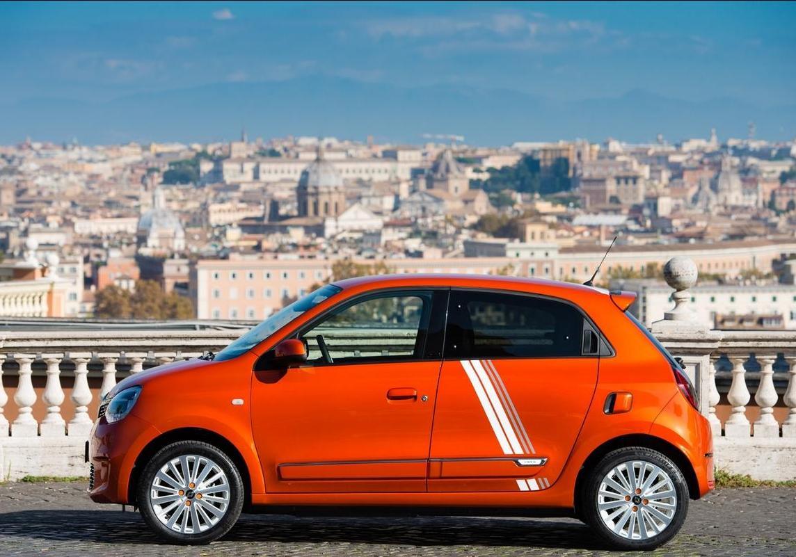 Renault Twingo elettrica Vibes profilo