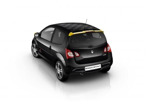 Renault Twingo RS Red Bull Racing RB7 posteriore