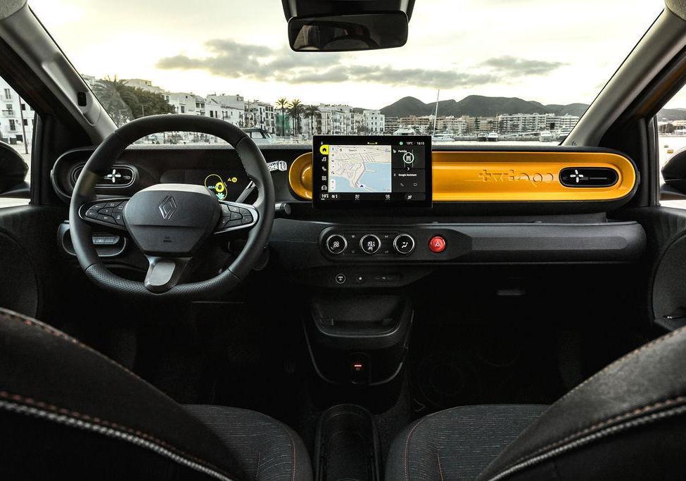 Renault Twingo Techno Giallo Mango interni