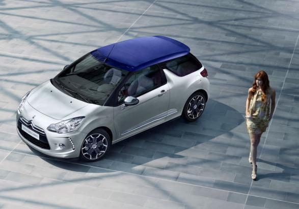 Salone di Parigi 2012 Citroen DS3 Cabrio tre quarti anteriore