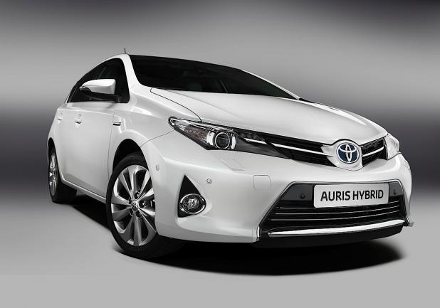 Salone di Parigi 2012 nuova Toyota Auris Hybrid